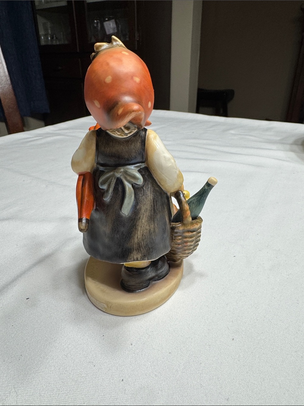 1971 Goebel M.I. Hummel “ Visiting An Invalid”  figurine. # 382. Mint condition. - Picture 3 of 11